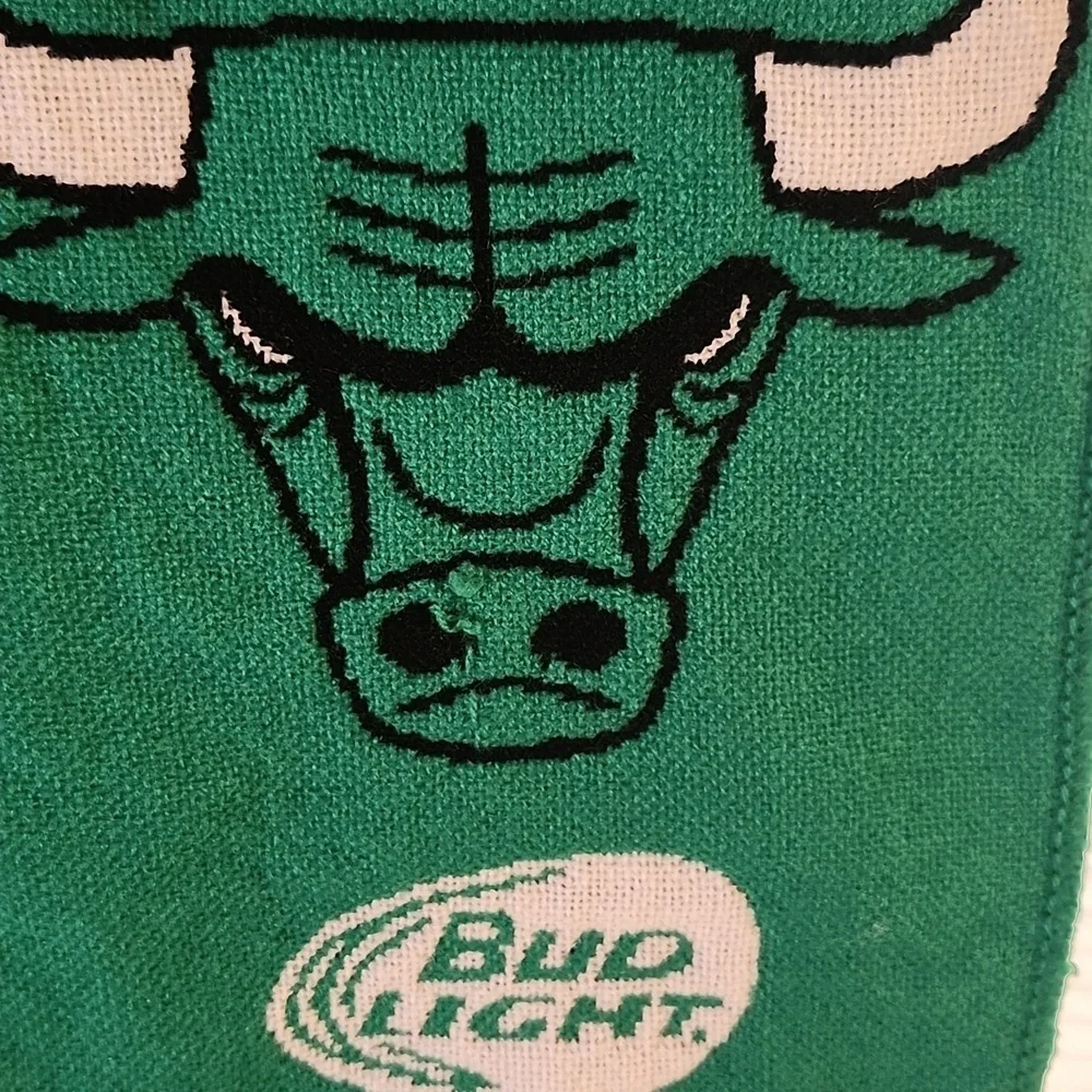 🧣 Chicago Bulls x Bud Light Green Checkered Fringe Scarf – Limited Edition NBA